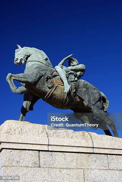 Estatua De Horseman Foto de stock y más banco de imágenes de Aire libre - Aire libre, Caballo - Familia del caballo, Ciudad del Cabo