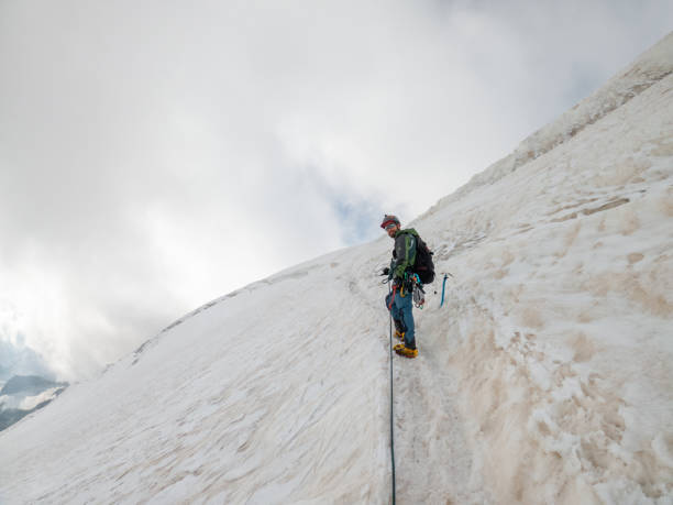 istock Two mountaineer crossing glacier 1470499282