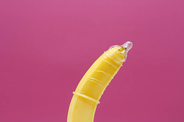 istock Safe sex 147049995