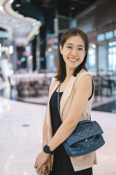 istock Office women happy smile 1470502475