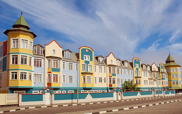 Colorido casas coloniais na Swakopmund - fotografia de stock