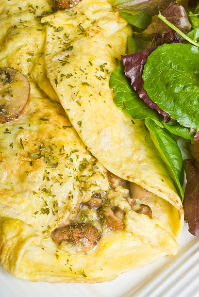 istock Egg Omelet with Tossed Green Salad 147051698