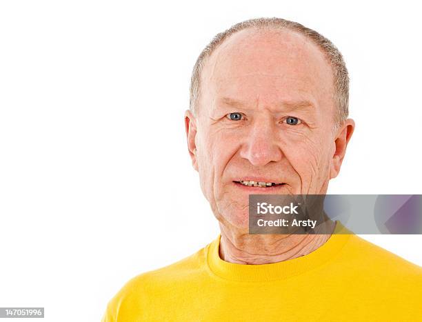 Aktywne Starszy Człowiek Portret - zdjęcia stockowe i więcej obrazów Aktywni seniorzy - Aktywni seniorzy, Biały, Codzienne ubranie