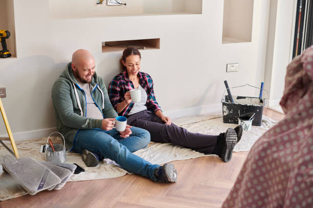 istock happy in the new home 1470526204