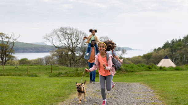 istock Family Time in Nature 1470528688