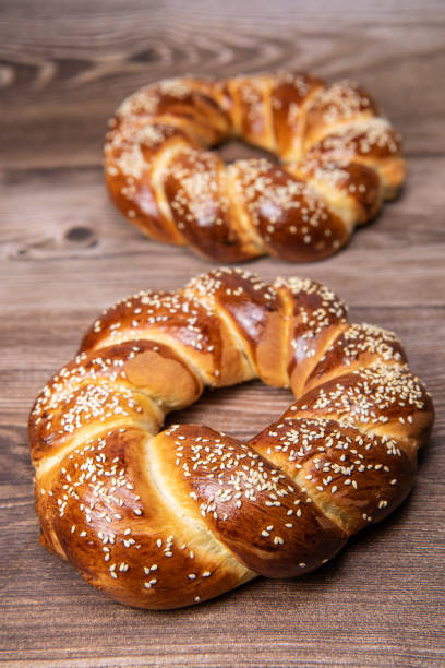 istock Sesame Milk Bread in a Crown 1470528756