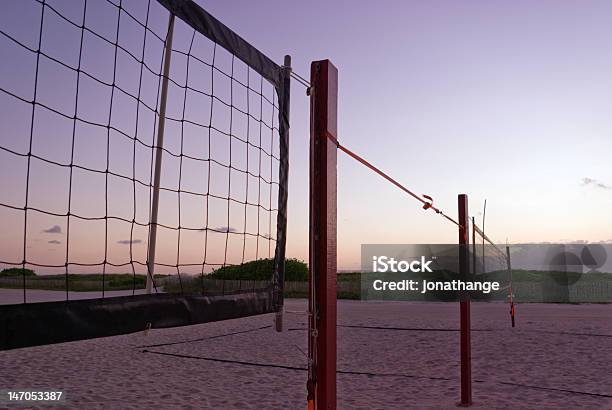 Redes De Voleibol De Praia - Fotografias de stock e mais imagens de Amanhecer - Amanhecer, Ao Ar Livre, Areia