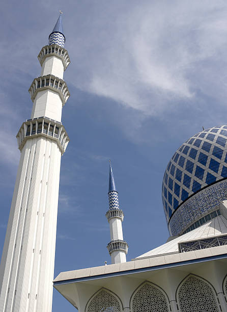 istock Shah Alam Blue Dome and Minaret 147053507