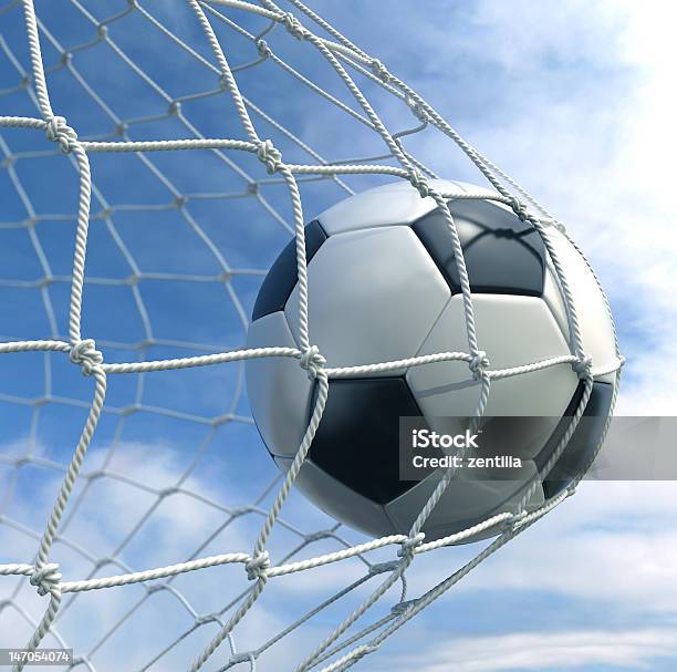 Soccerball Netto - zdjęcia stockowe i więcej obrazów Bez ludzi - Bez ludzi, Bramka - sprzęt sportowy, Chmura