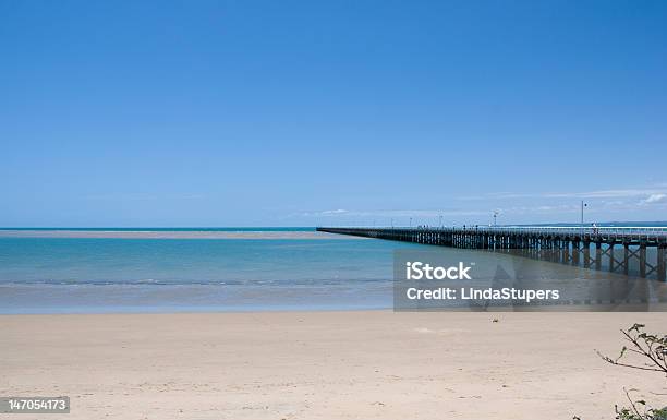 Praia E Cais De Hervey Bay Queensland Austrália - Fotografias de stock e mais imagens de Austrália - Austrália, Hervey Bay, Areia