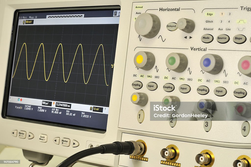 Oszilloskop - Lizenzfrei Ausrüstung und Geräte Stock-Foto