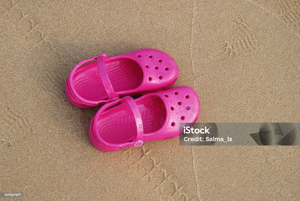 Sandały na plaży - Zbiór zdjęć royalty-free (PVC)