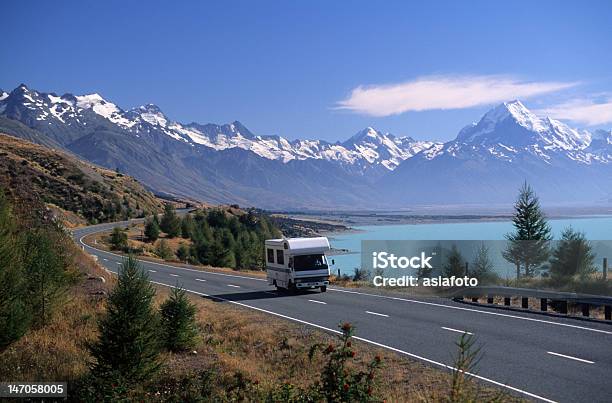 Rv Viaggio Nei Pressi Del Monte Cook E Il Lago Pukaki Nuova Zelanda - Fotografie stock e altre immagini di Nuova Zelanda