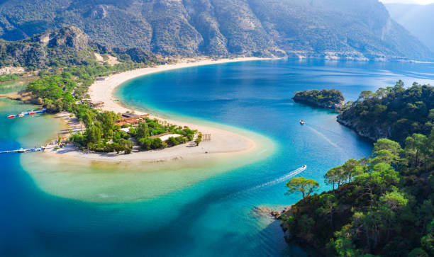 istock Blue lagoon aerial view, Oludeniz, Turkey 1470585024