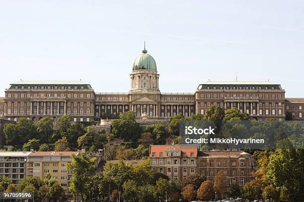 Palácio Real Em Budapeste - Fotografias de stock e mais imagens de Ao Ar Livre - Ao Ar Livre, Arquitetura, Barroco