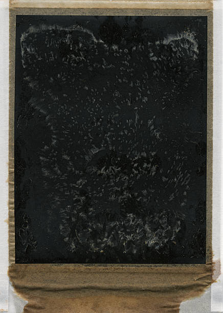 istock Authentic Grunge 665 film frame 5/7 147060279