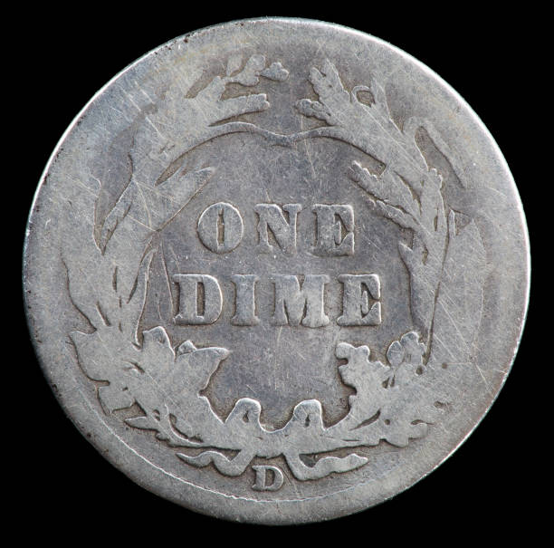 istock Reverse side of a badly worn 1910 Barber Liberty Head dime minted in Denver. 1470604903