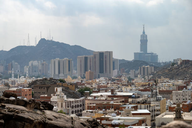 istock The Mecca City Skyline from the Mountains 1470617645