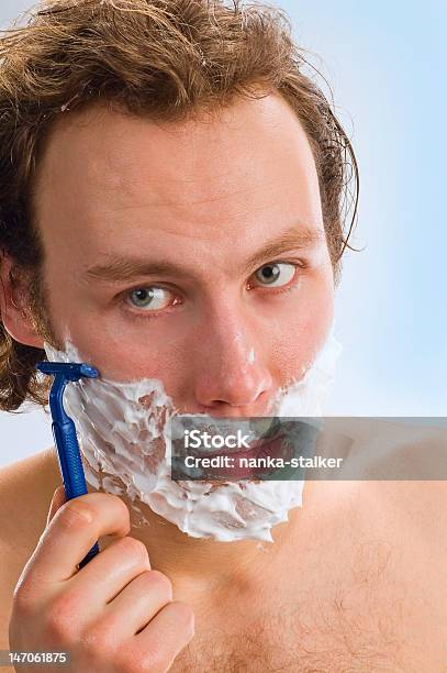 Han Afeitado Foto de stock y más banco de imágenes de Adulto - Adulto, Afeitarse, Barba - Pelo facial
