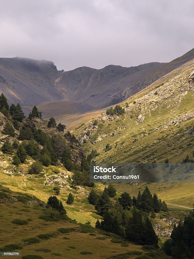 Nuria Valley - Foto de stock de España libre de derechos