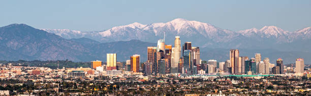 istock snowy mountains behind Downtown LA 1470641255