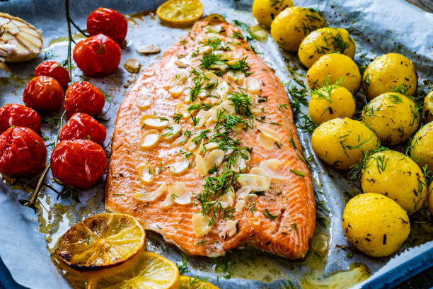 istock One sheet pan salmon and veggies 1470693083