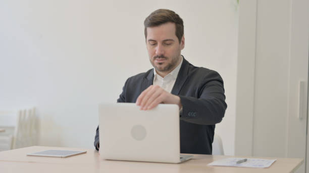 istock Businessman Coming Back to Office for Work 1470711083