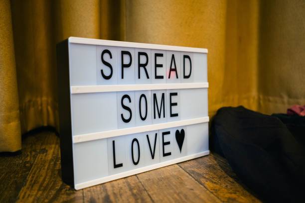 istock An illuminated sign with the words spread some love 1470719804