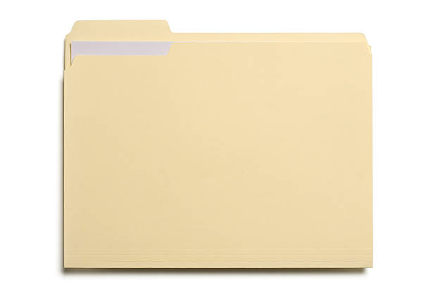 manila file folder on white background - akte envelop stockfoto's en -beelden