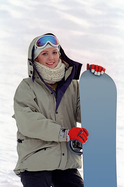 istock snowboarder woman 147073646