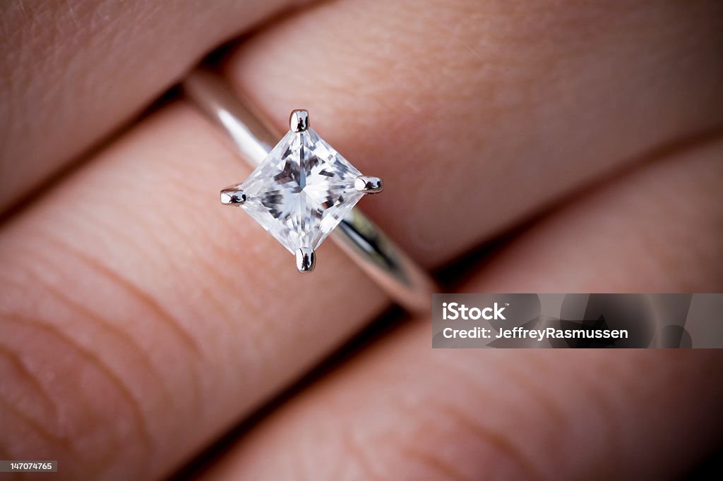 다이아몬드 결혼 반지 - 로열티 프리 다이아몬드 스톡 사진