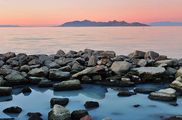 istock Sunset at The Great Salt Lake  147075569