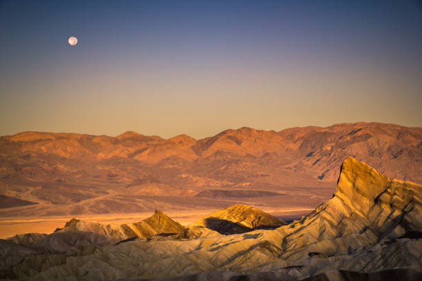 istock sunrise over zabriskie point in death valley 1470761554