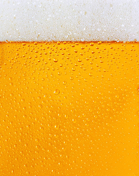 Textura de vidrio de cerveza Dewy frasco - foto de stock