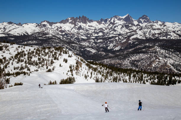 istock Spring skiing at Mammoth Mountain, California 1470780647