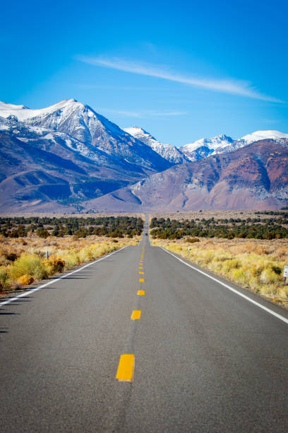 istock Empty road heading to Mammoth Lakes, California 1470783821