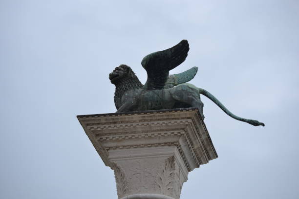 istock flying lion on venice san marco square 1470793427
