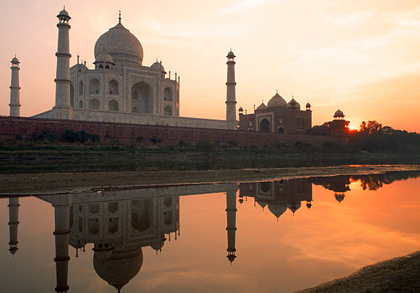 istock Taj Mahal sunset reflection, Agra, India 147080468