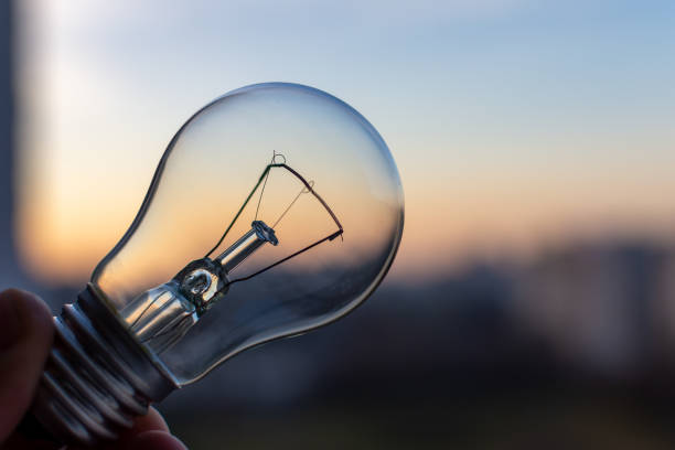 istock Incandescent lamps and the electricity crisis 1470808302