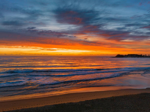 istock Sensational high cloud sunrise at the seaside 1470809606