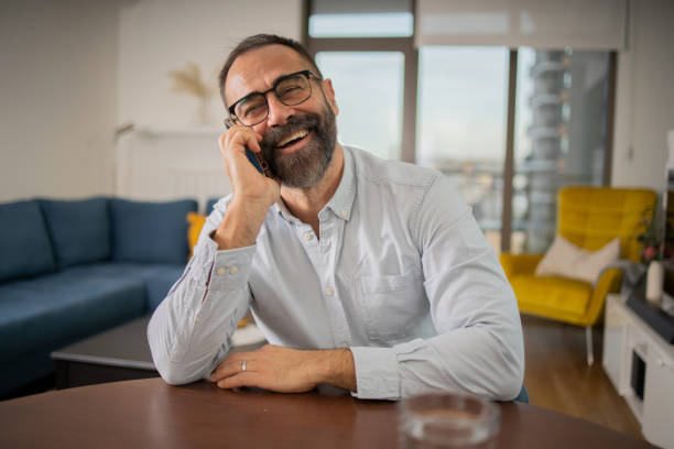 istock Portrait of a senior man using smartphone 1470832580