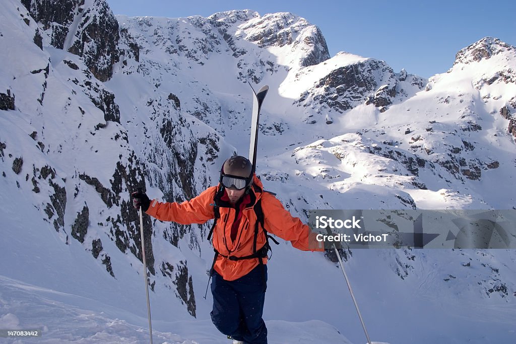 Back country Skifahrer auf dem Weg nach oben - Lizenzfrei Abenteuer Stock-Foto