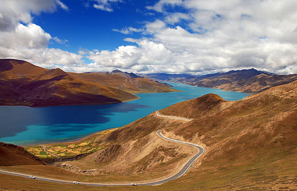 istock Lake Yumdrok Yumtso 147083874