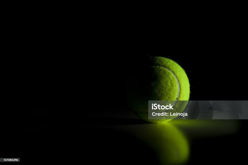 Bola de tenis - Foto de stock de Bola de Tenis libre de derechos