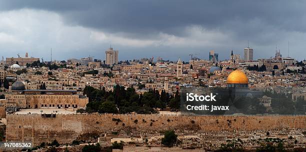 Panorama De Monte De Templo De Jerusalén Foto de stock y más banco de imágenes de Arqueología - Arqueología, Arquitectura, Azul