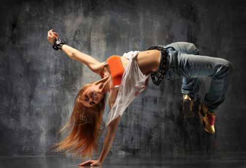 modern style dancer posing behind studio background http://www.ayakovlev.com/lb/break.jpg