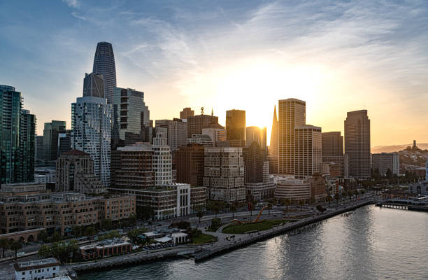 istock San Francisco Downtown at sunset 1470873816