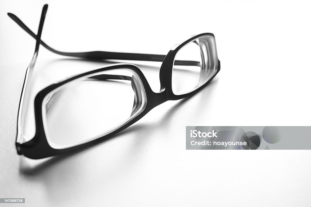 Cadre en plastique noir lunettes - Photo de Couleur noire libre de droits