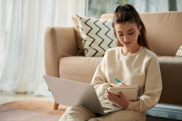 istock Girl Studying at Home 1470896620