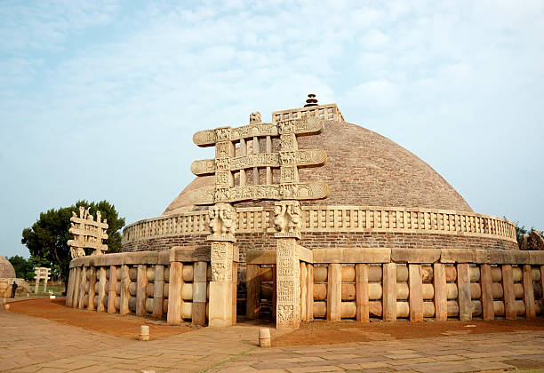 istock Ancient Great stupa in Sanchi ,India,madhya pradesh state 147090050